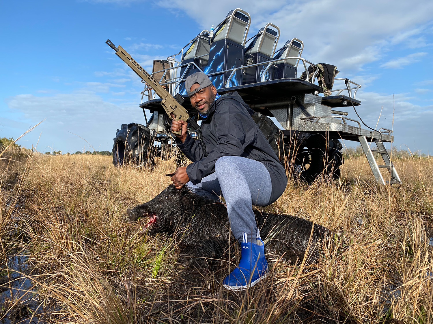 Wild Hog Hunting in Okeechobee, FL Florida Hunting, Fishing Outdoor